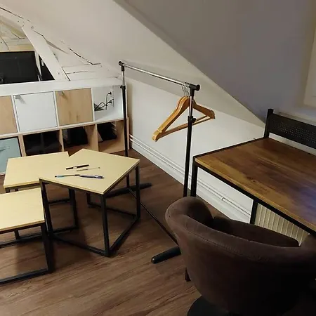 Centre : Studio Sous Les Toit