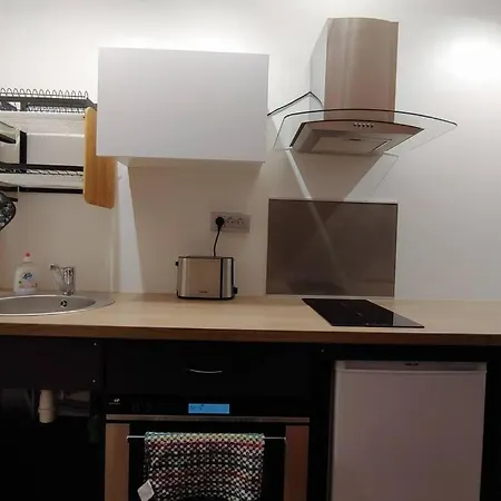 Centre : Studio Sous Les Toit
