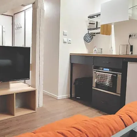 Апартаменты Centre : Studio Sous Les Toit Руан